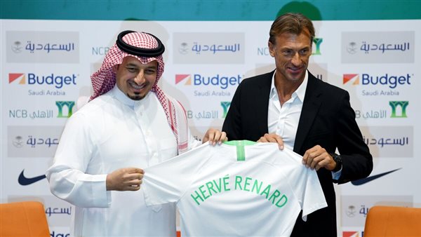 رسميًا.. المنتخب السعودي يعلن تجديد عقد رينارد حتى 2027